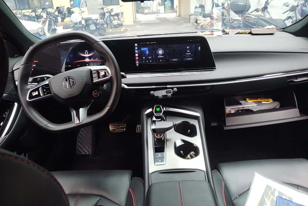MG MG7, 2023 12