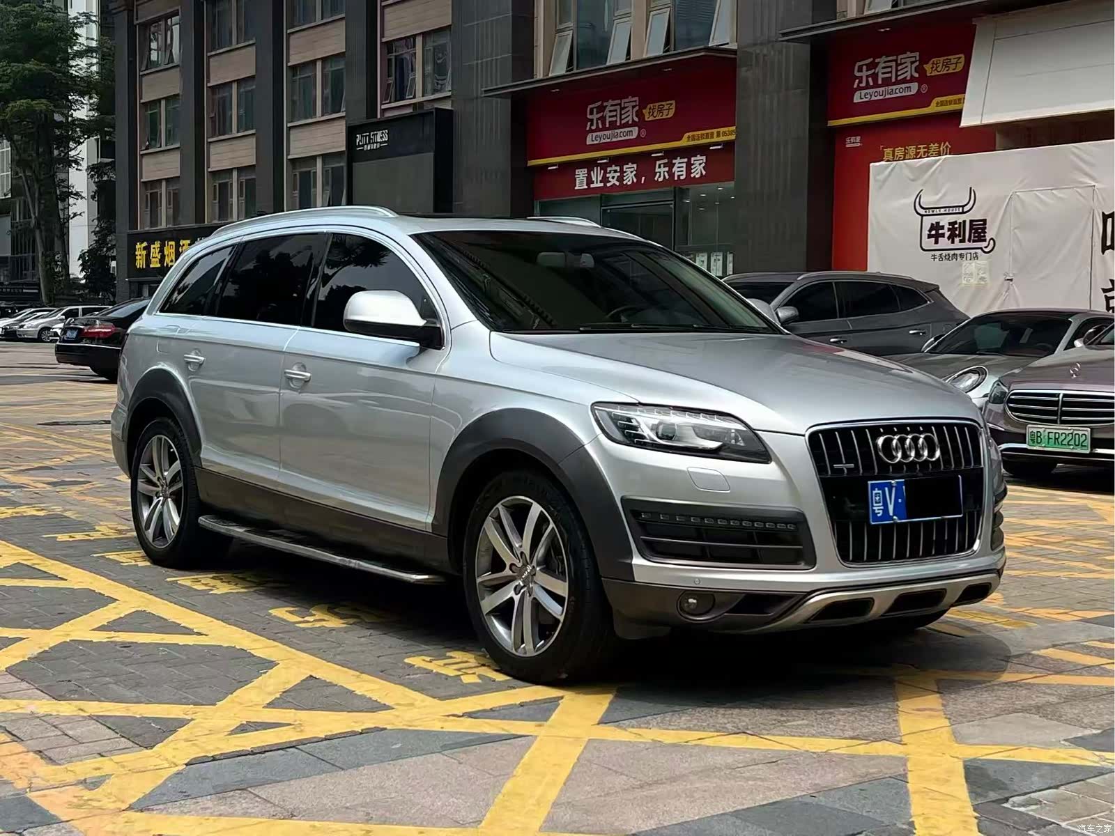 Audi Q7, 2010 3