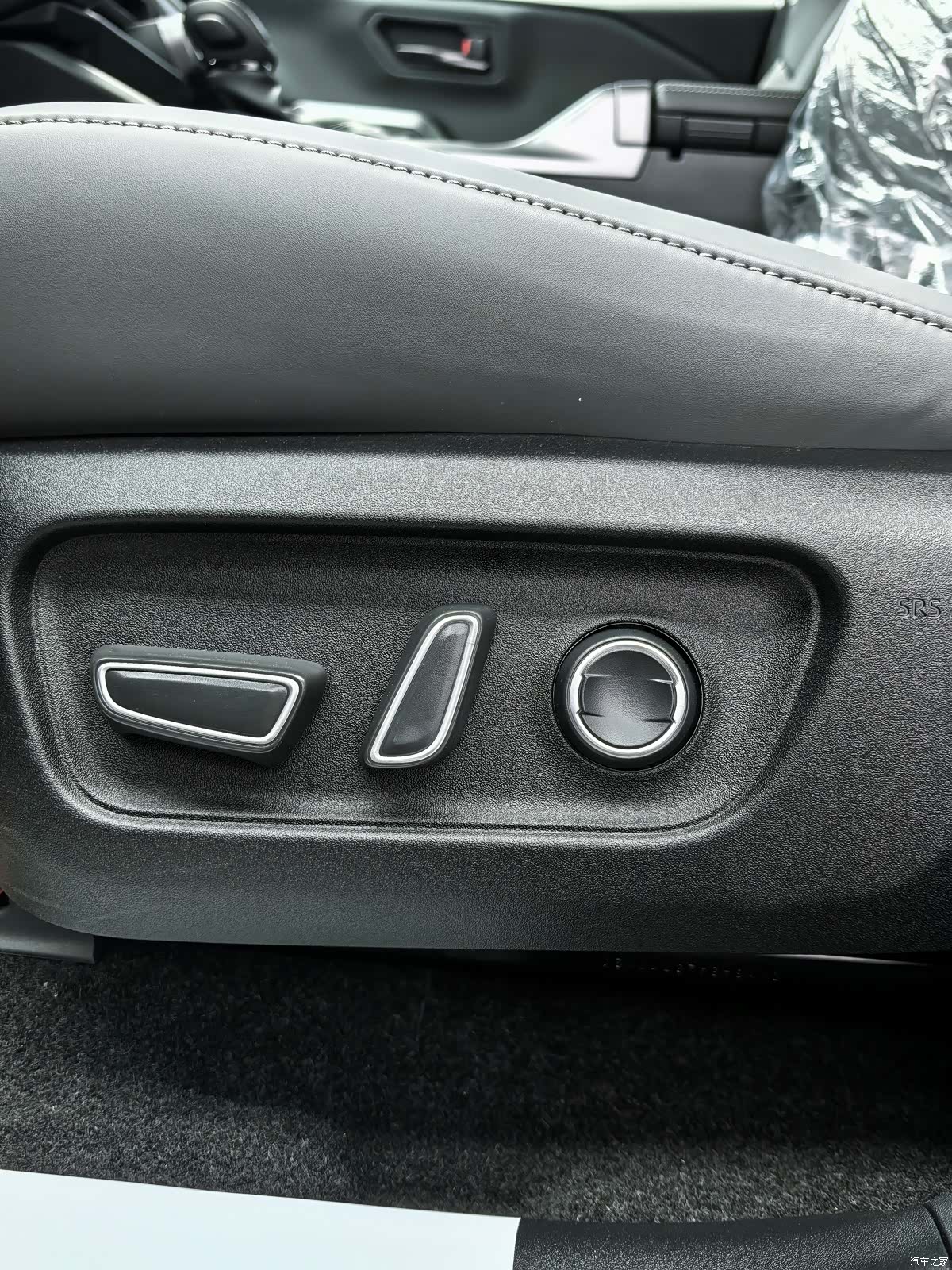 Toyota RAV4, 2026 11