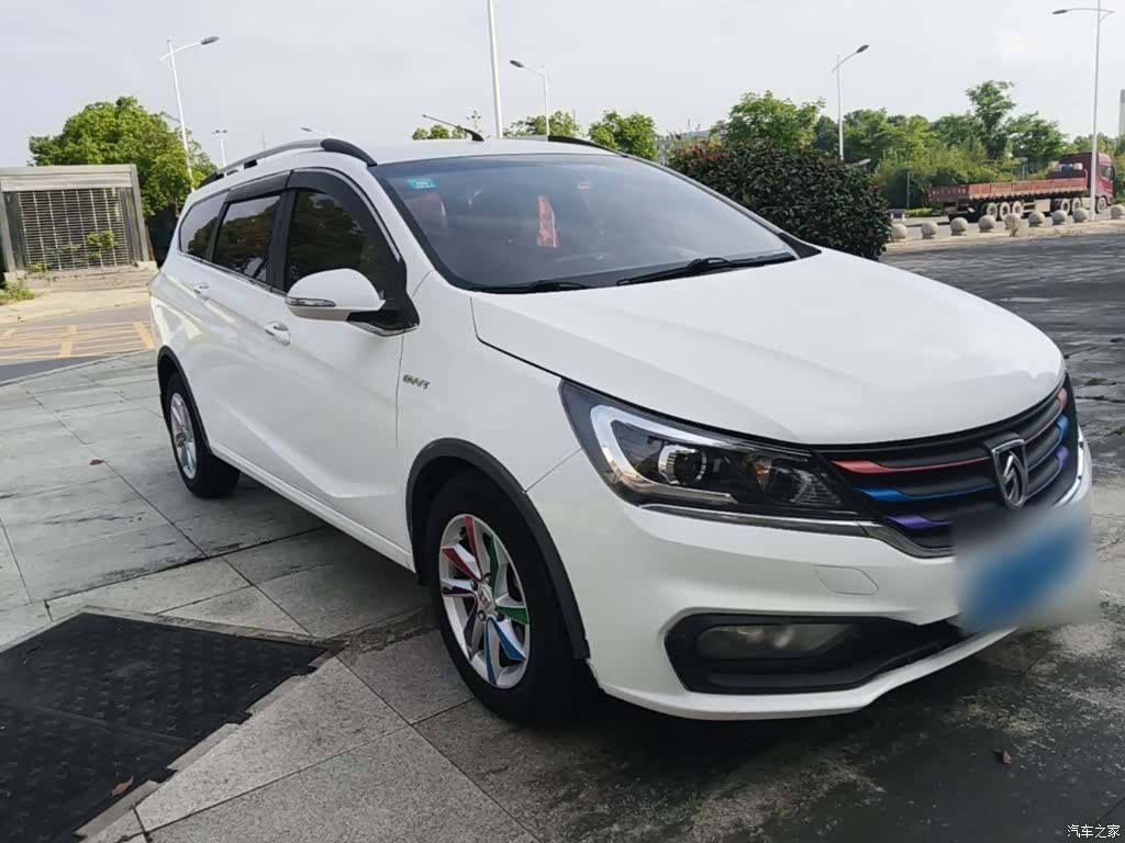 Wuling 310W, 2017 4