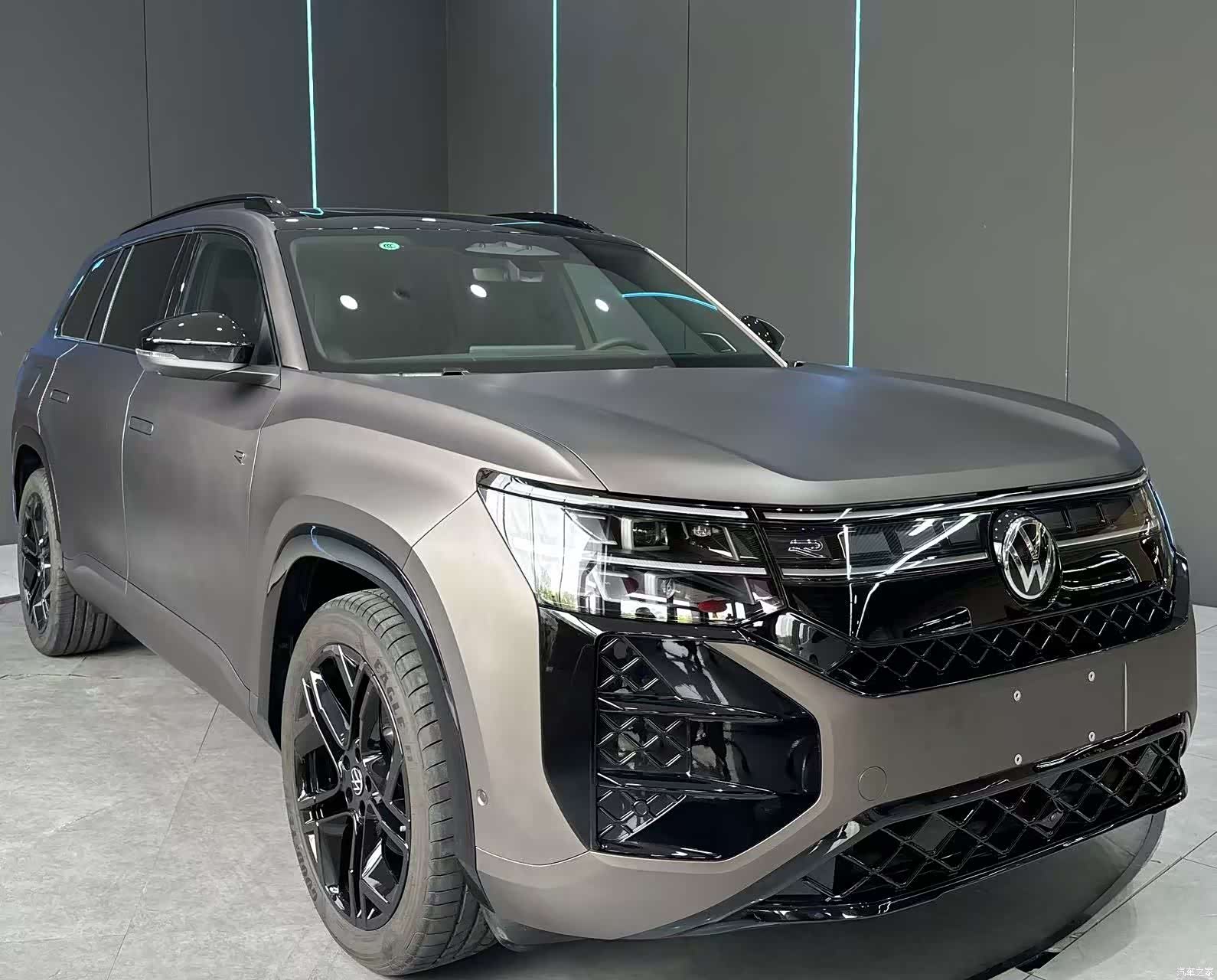 Volkswagen Teramont, 2025 3