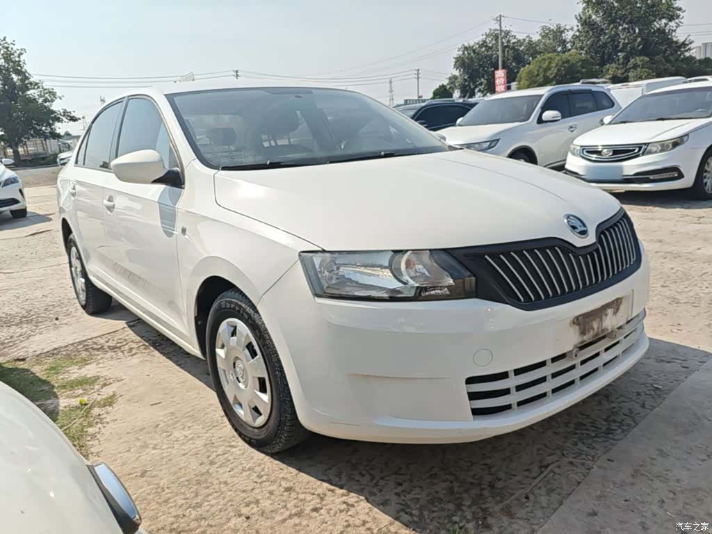 Skoda Rapid, 2017 4
