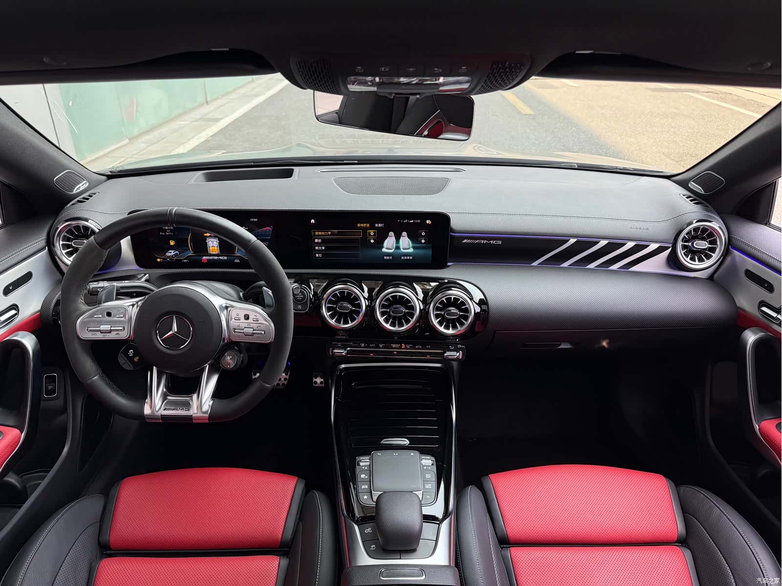 Mercedes-Benz CLA, 2023 10