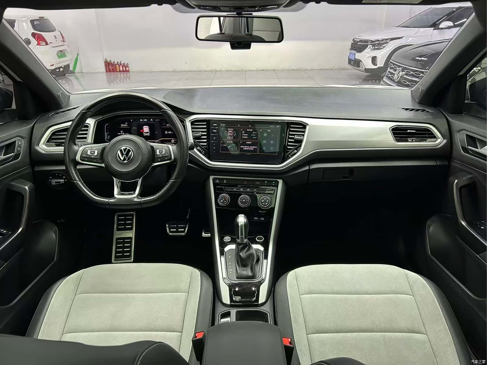 Volkswagen T-ROC, 2022 18