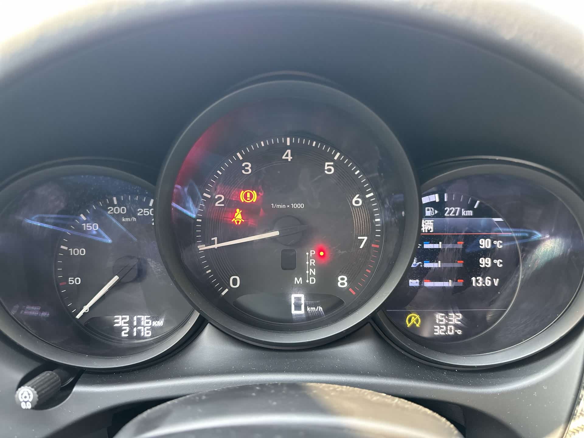 Porsche Macan, 2023 8