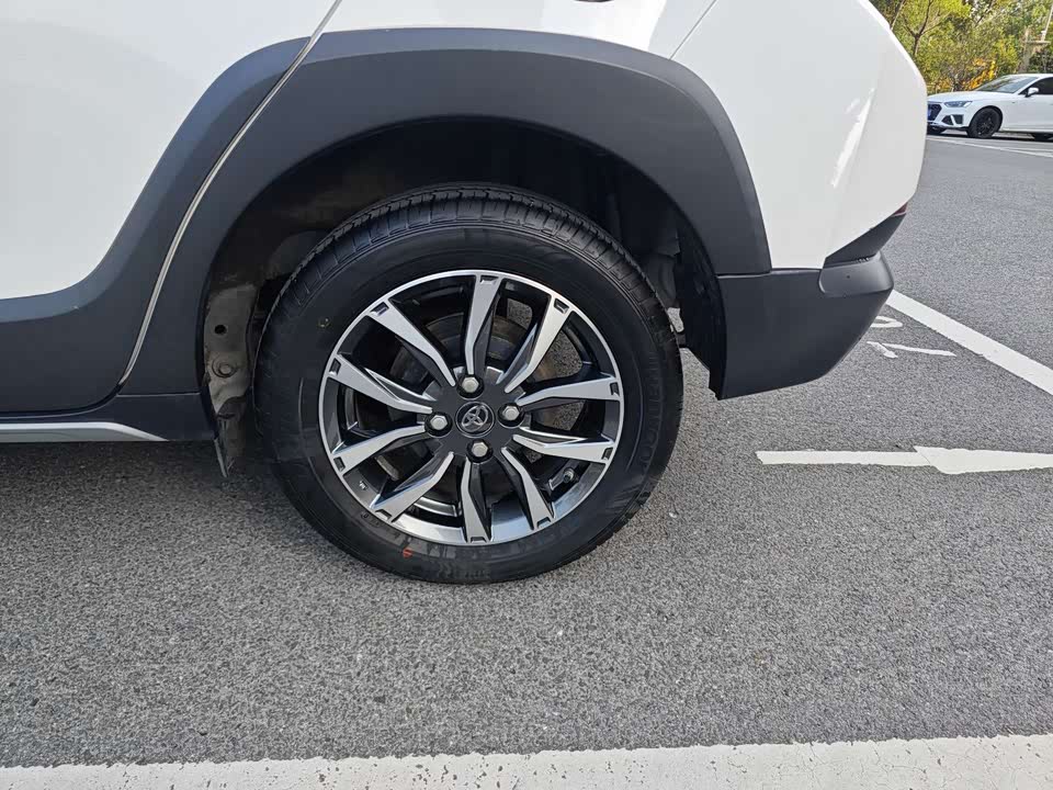 Toyota YARiS L Zhixuan