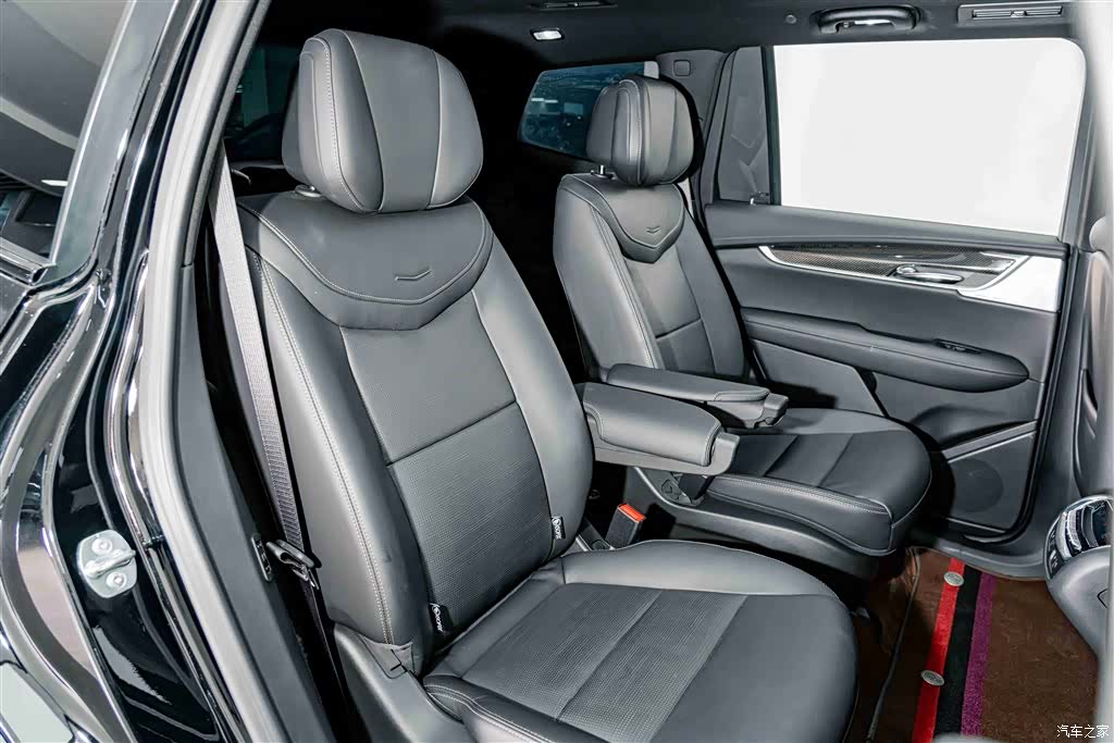 Cadillac XT6, 2025 23