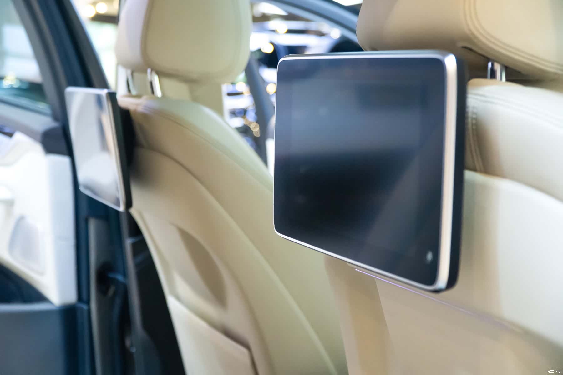BMW 5 Series, 2018 13