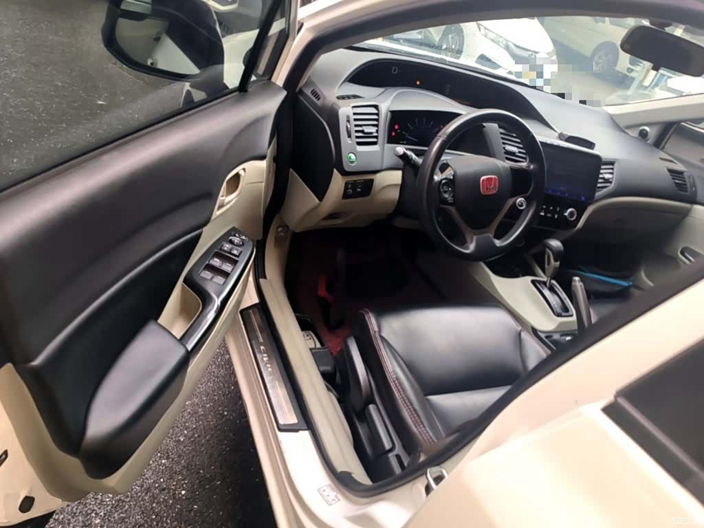 Honda Civic, 2015 16