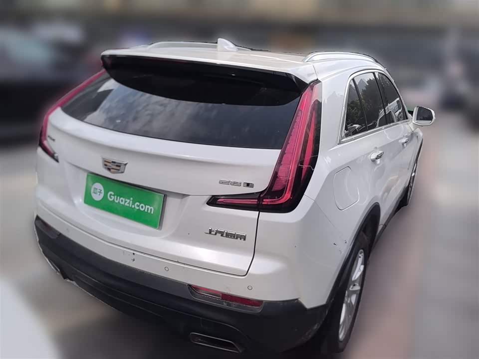 Cadillac XT4