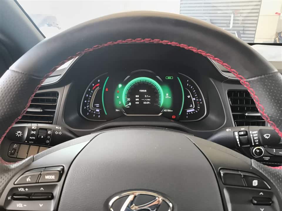 Hyundai Lead