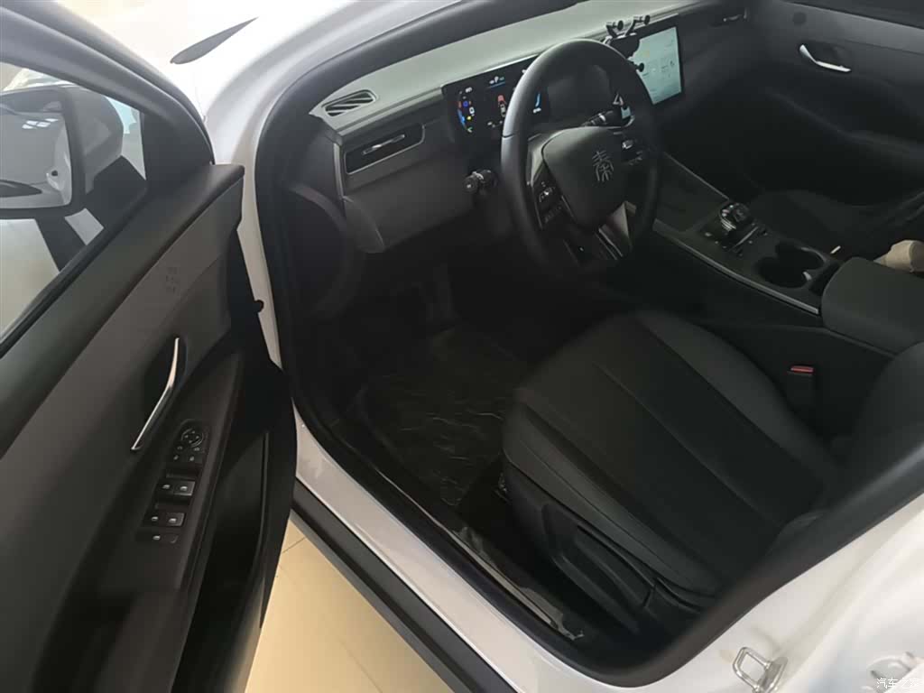BYD Qin, 2025 16