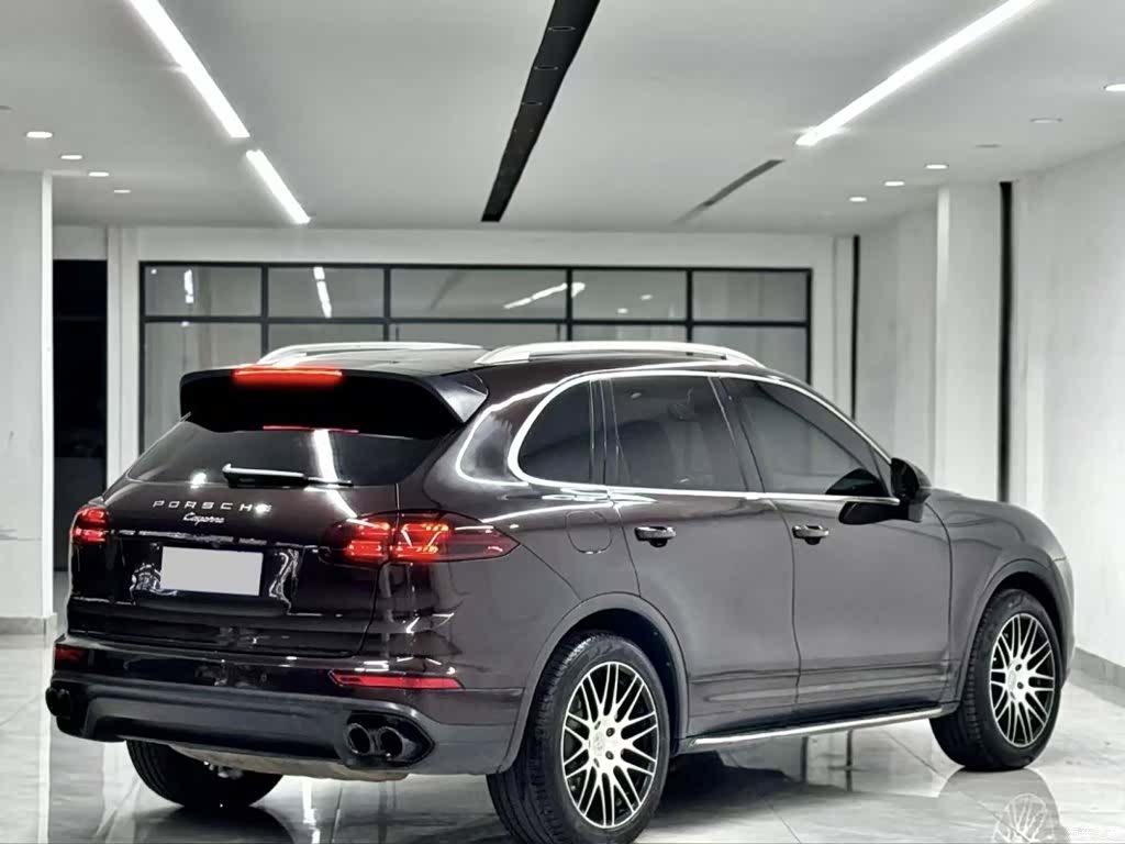 Porsche Cayenne, 2017 9