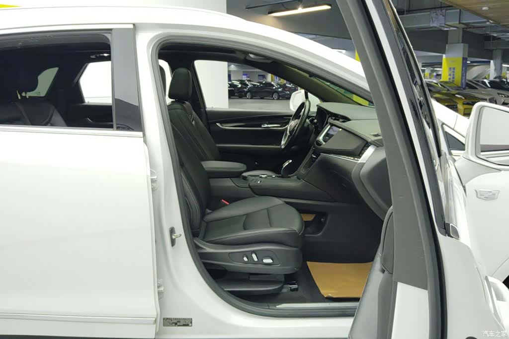 Cadillac XT5, 2022 8