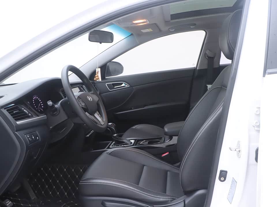 Hyundai Name picture