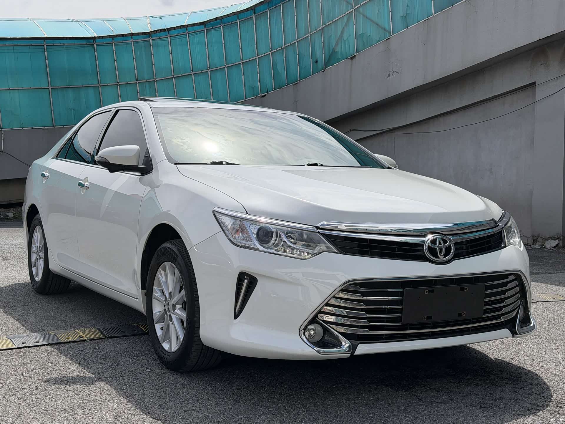 Toyota Camry, 2017 3