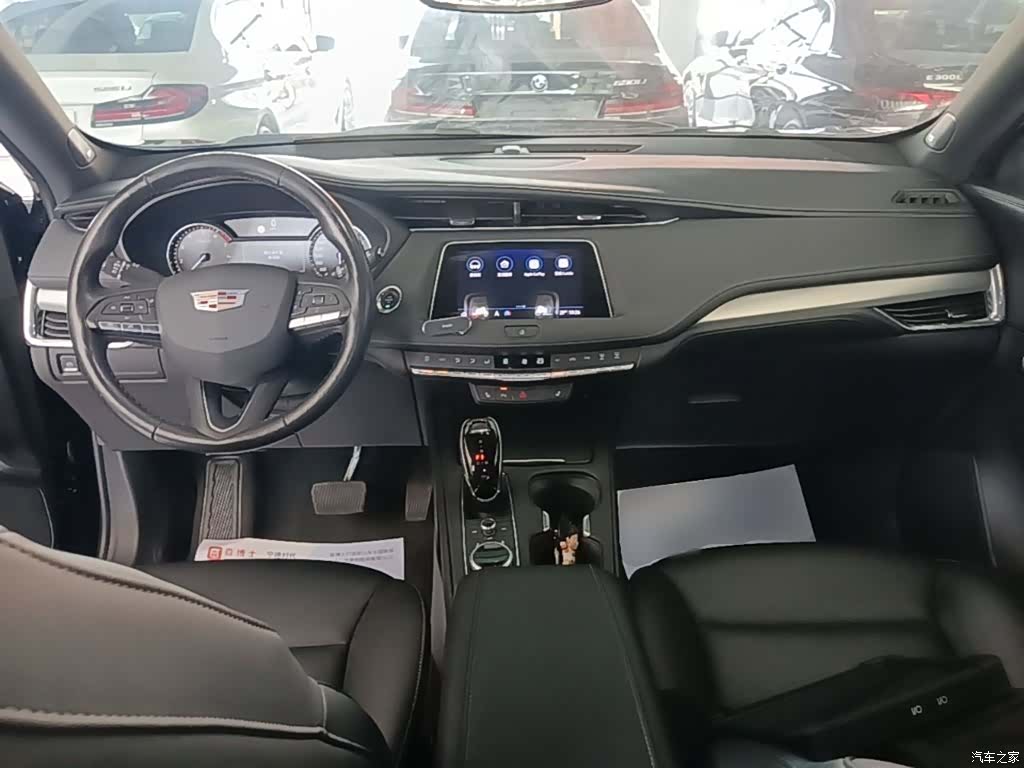 Cadillac XT4, 2020 10