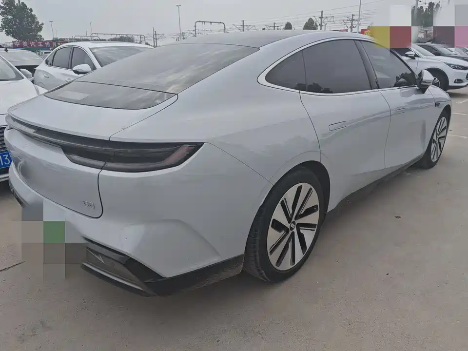 Geely Galaxy Galaxy E8