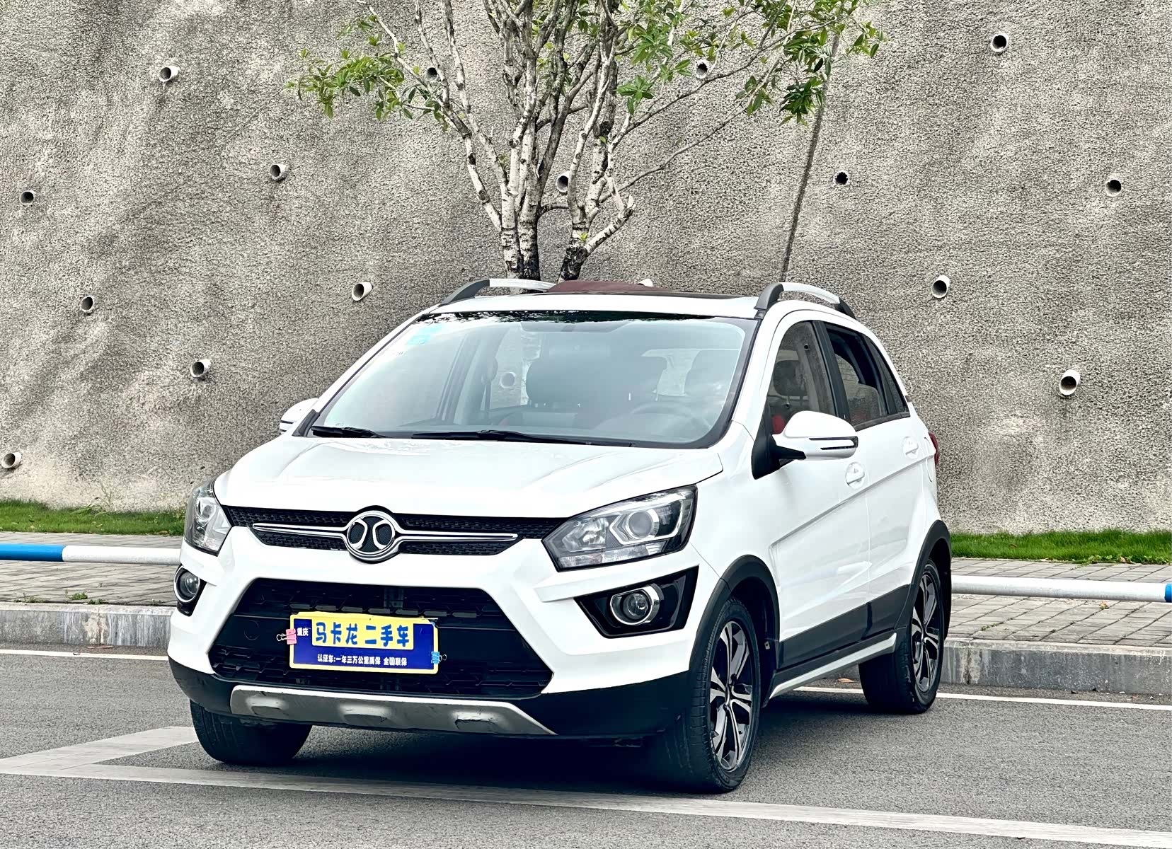 BAIC X25, 2016 1
