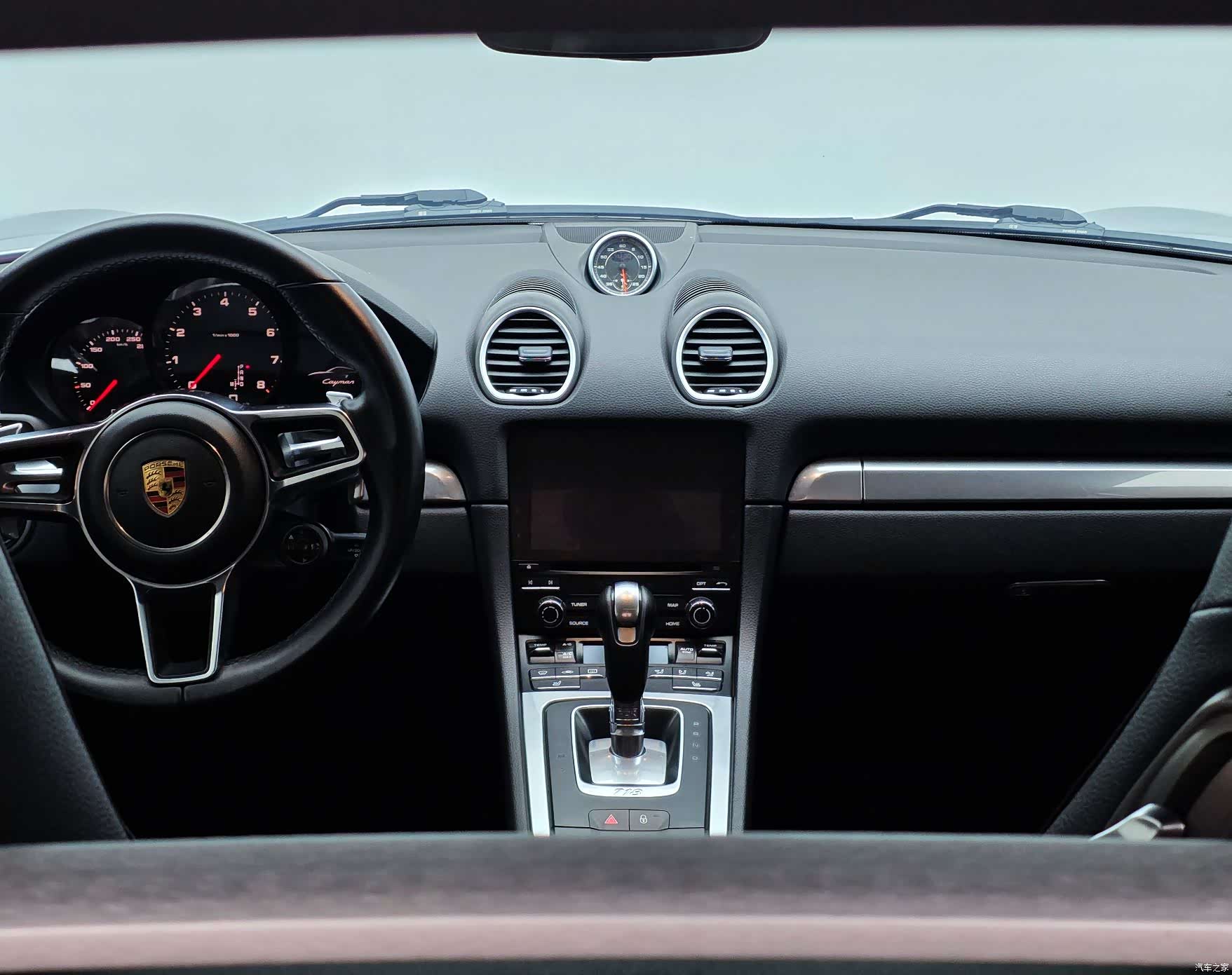 Porsche Cayman, 2017 12