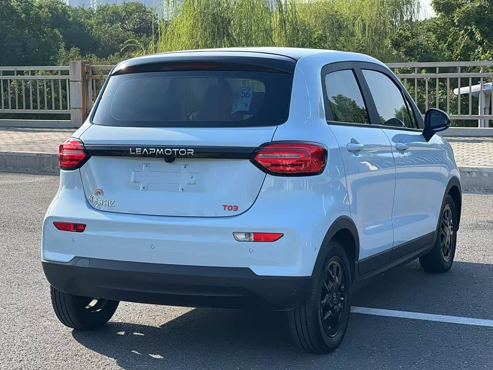 Leapmotor T03
