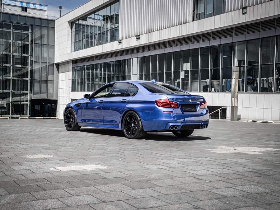BMW M5 2017, фото 4