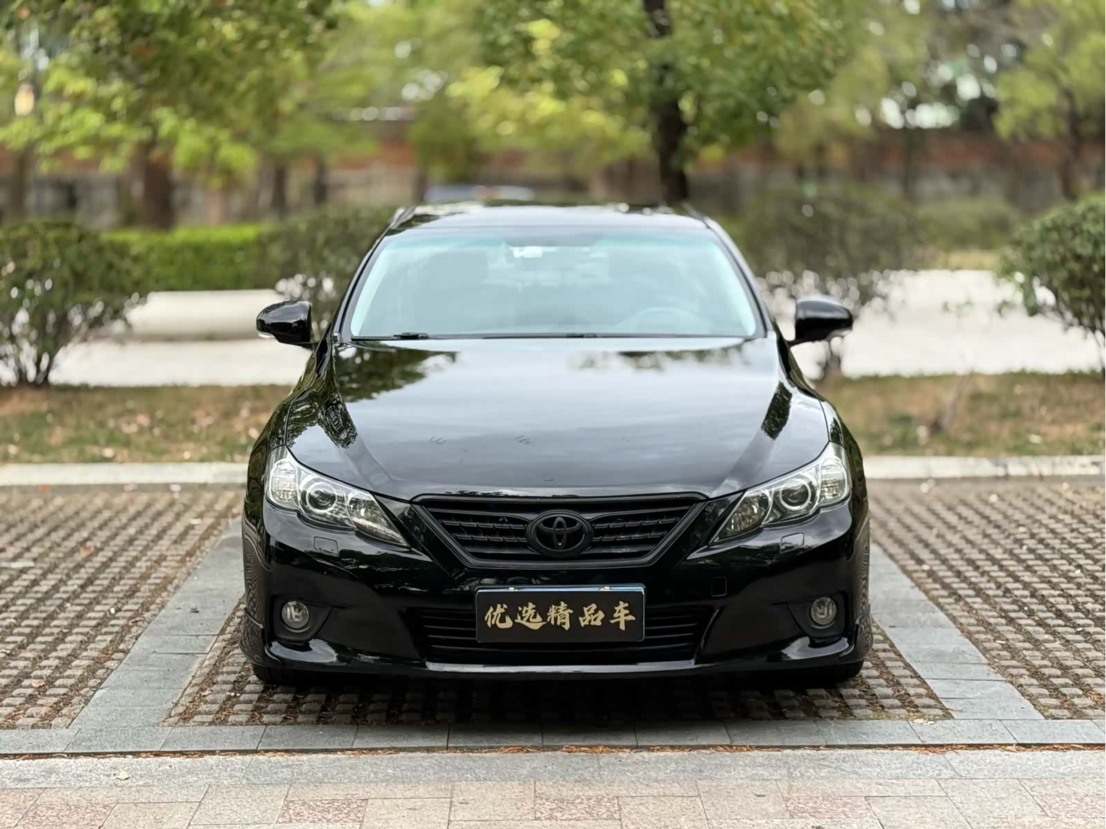 Toyota 2.5V, 2013 20