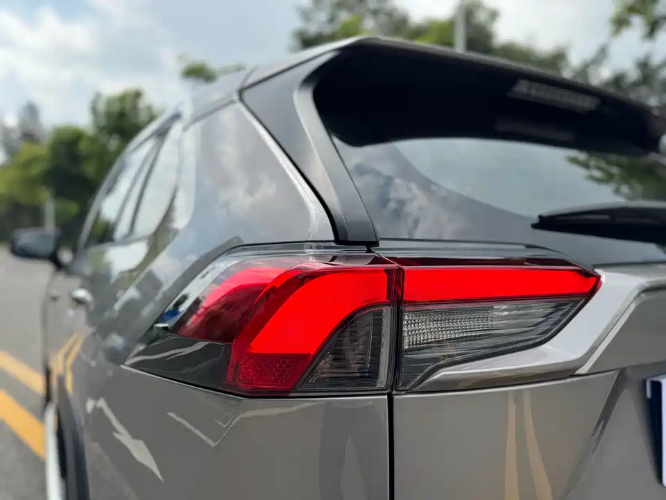 Toyota RAV4 Rongfang Dual Engine E+