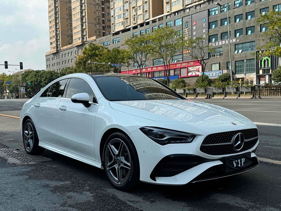 Mercedes-Benz CLA