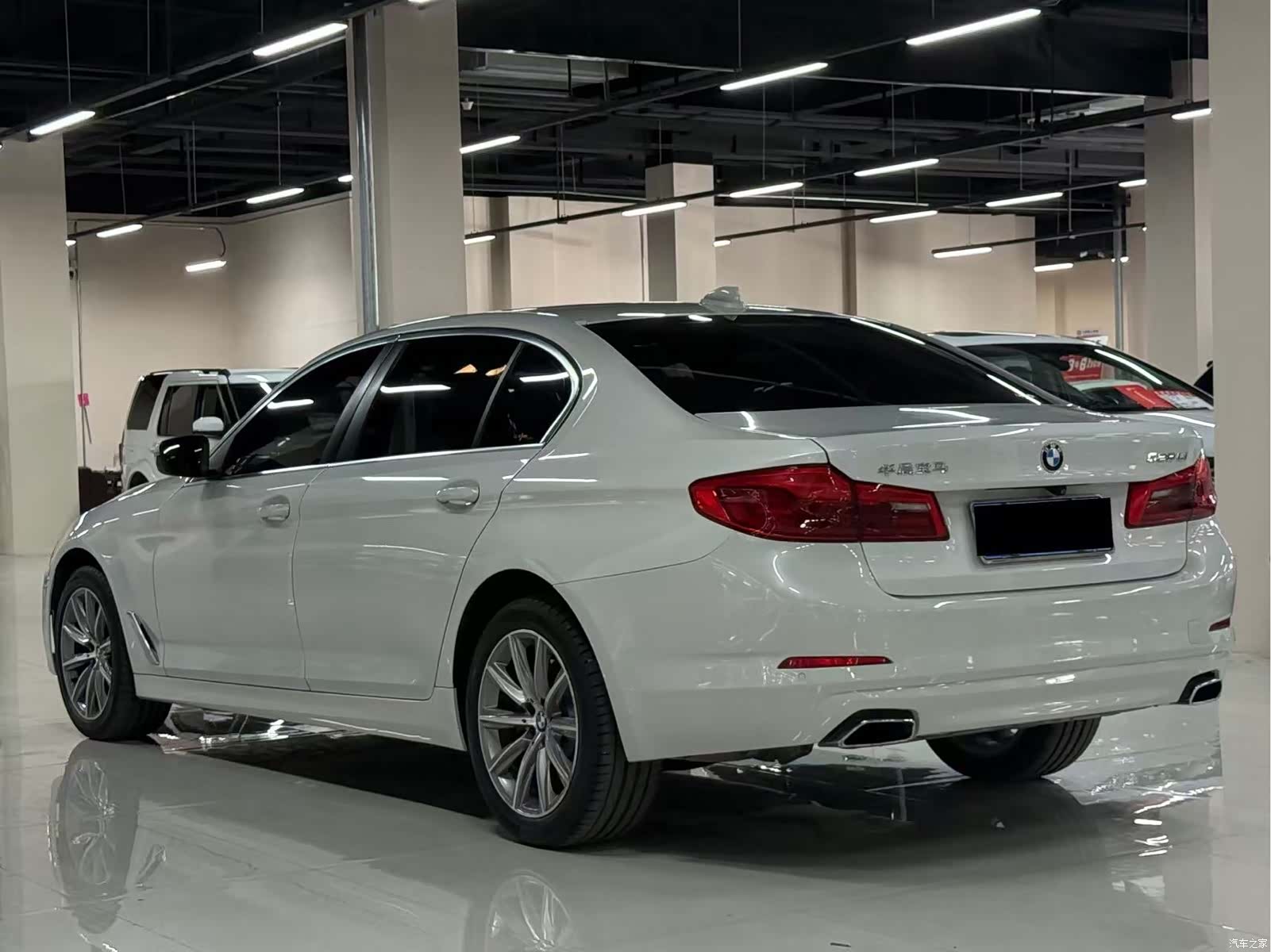 BMW 5 Series, 2018 9