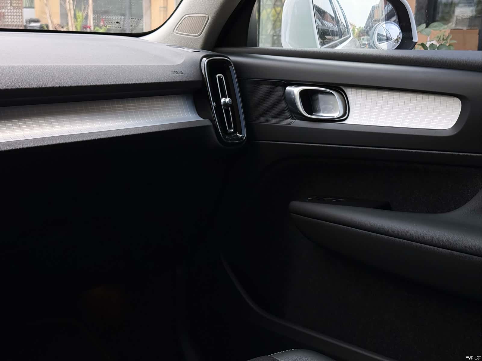 Volvo XC40, 2019 9
