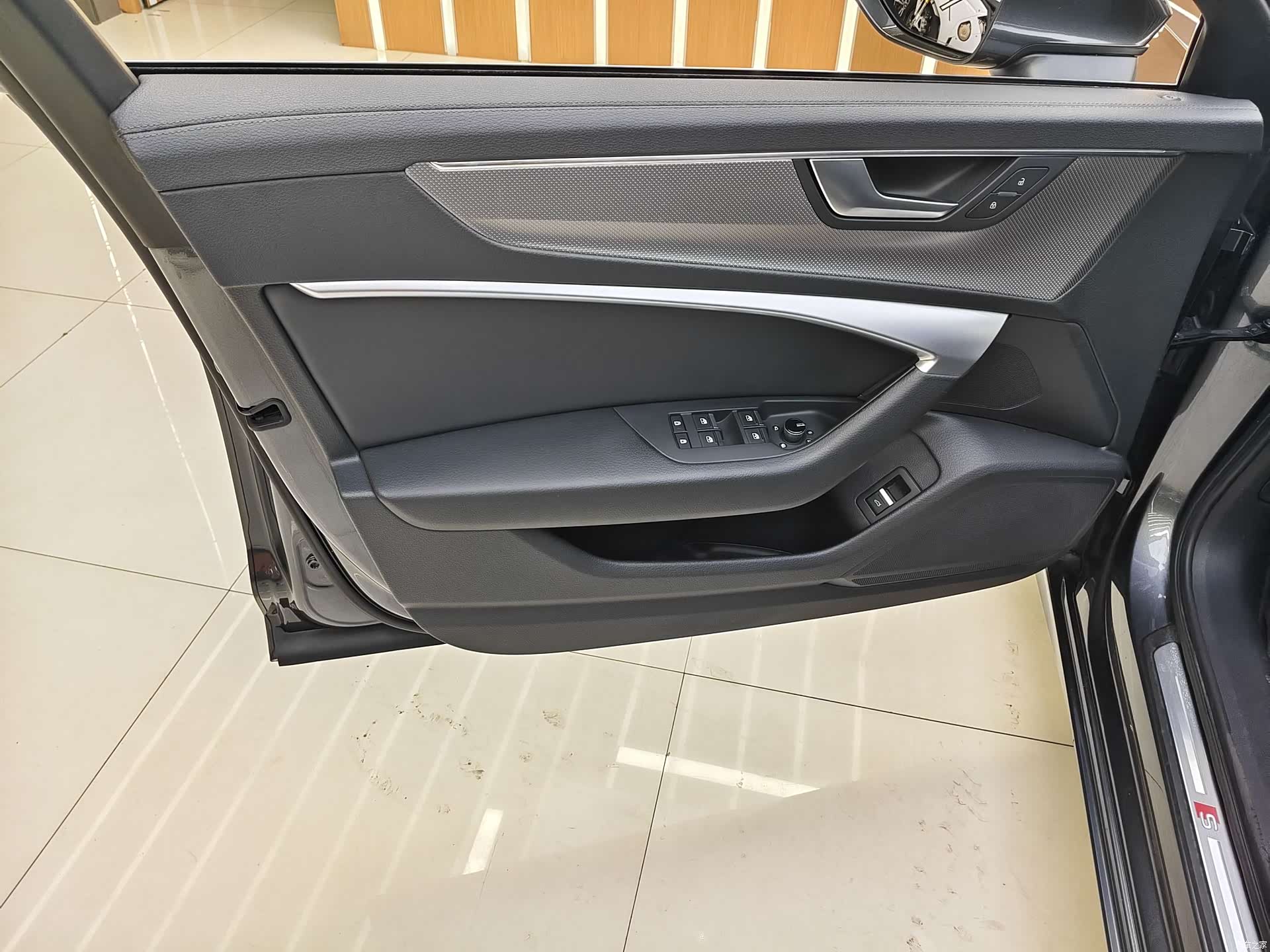 Audi A6L, 2021 15