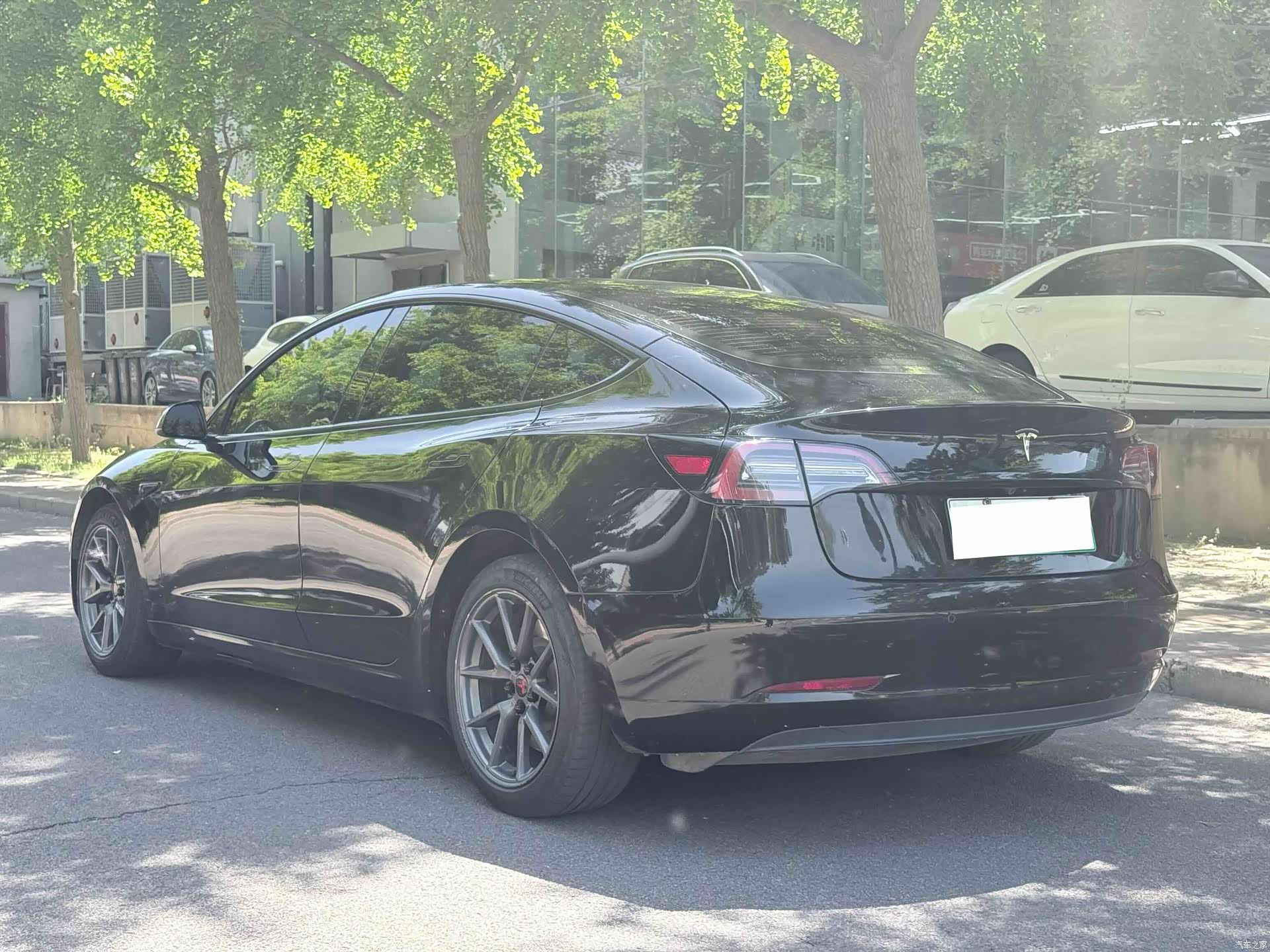 Tesla Model 3, 2021 6