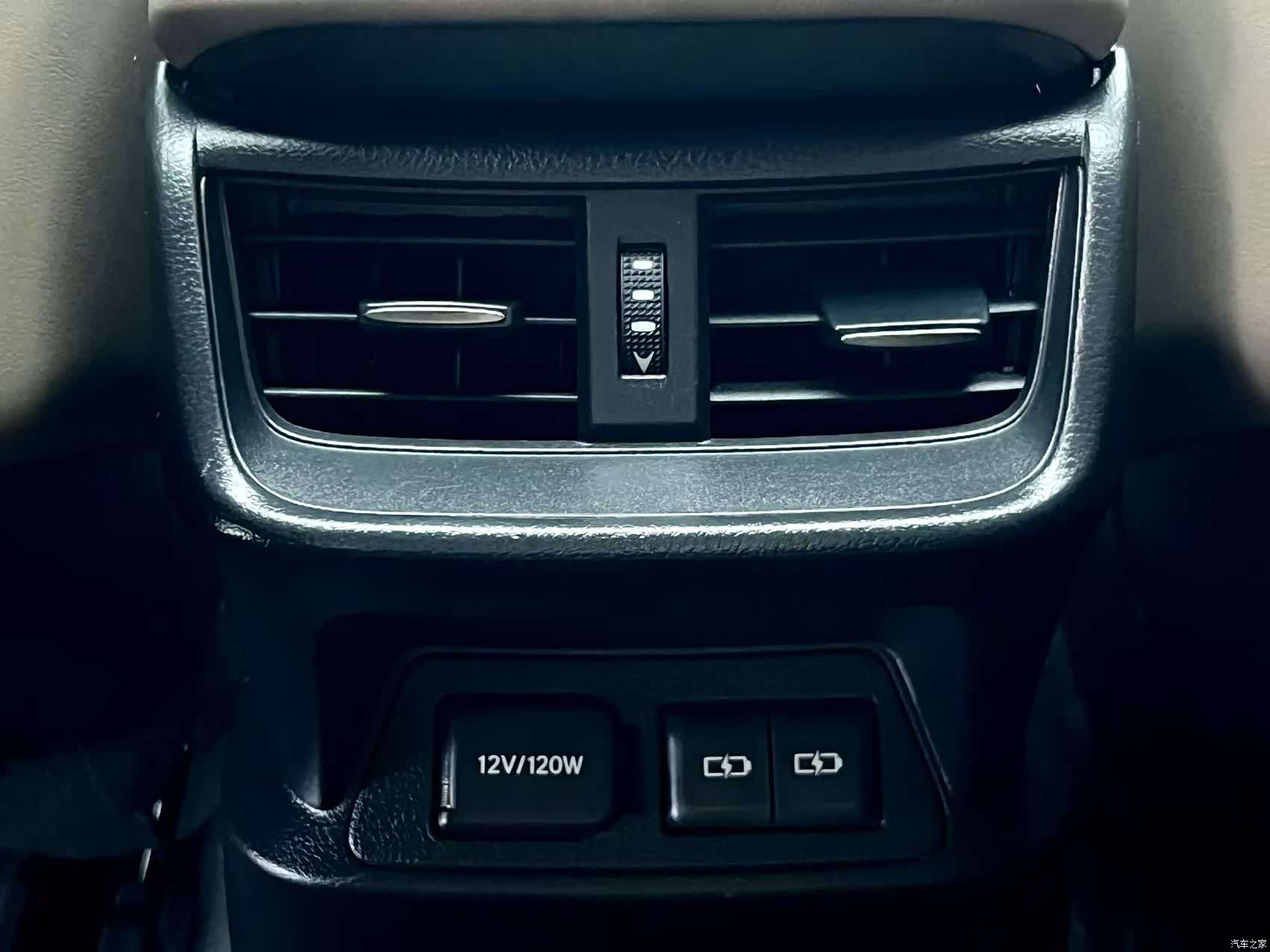 Lexus ES, 2021 11