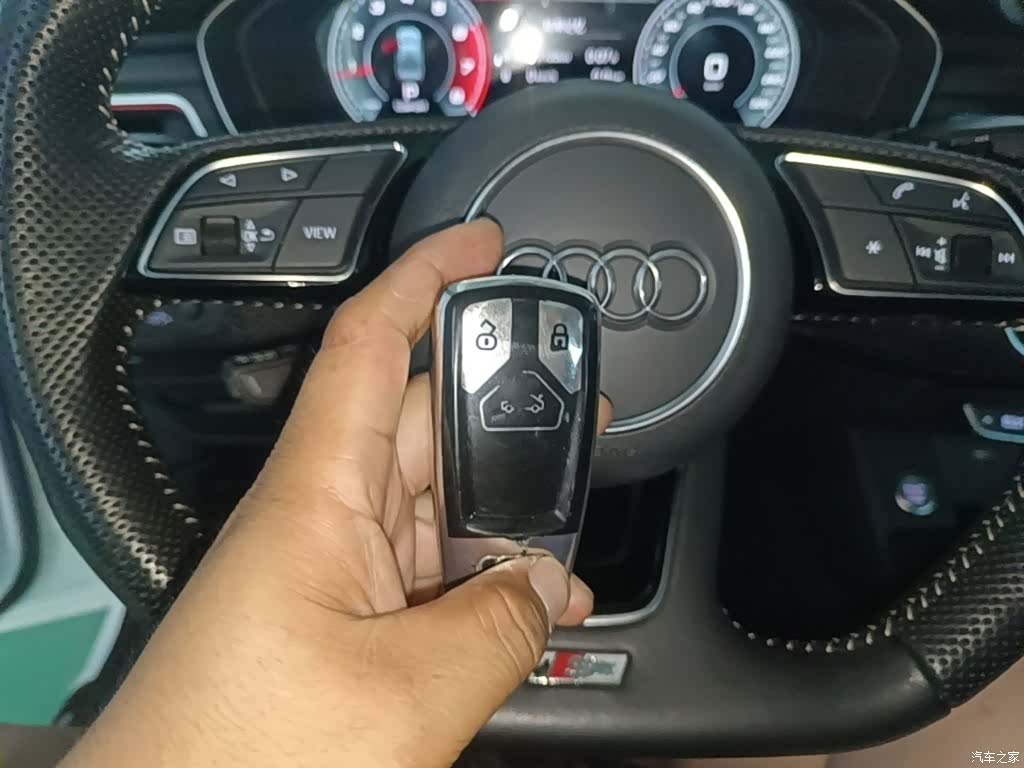 Audi A4L, 2021 17