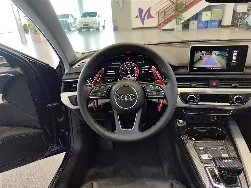 Audi A4L