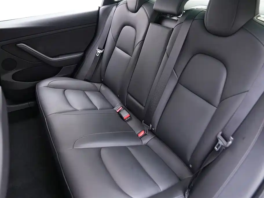 Tesla Model 3 Tesla Model 3