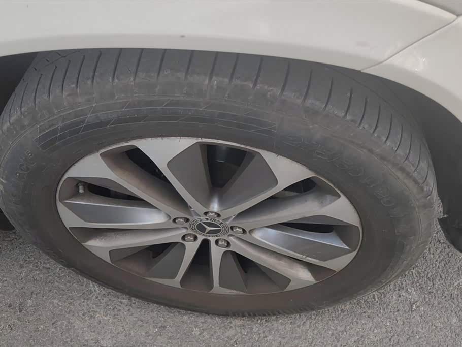 Mercedes-Benz GLE Mercedes-Benz GLE