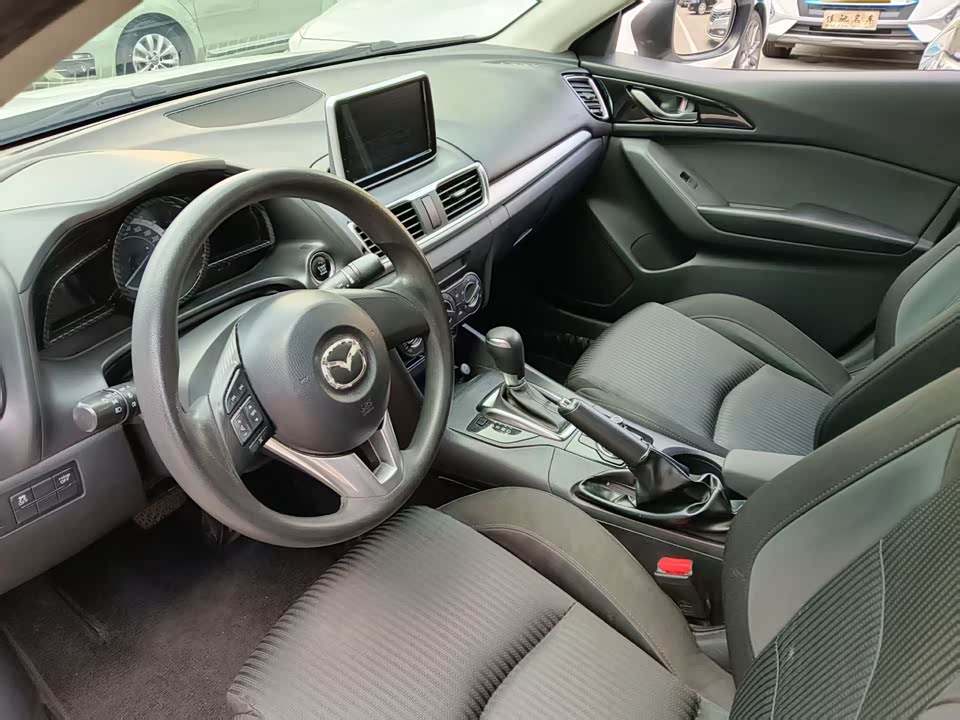 Mazda 3 Angkesaila Mazda 3 Angkesaila