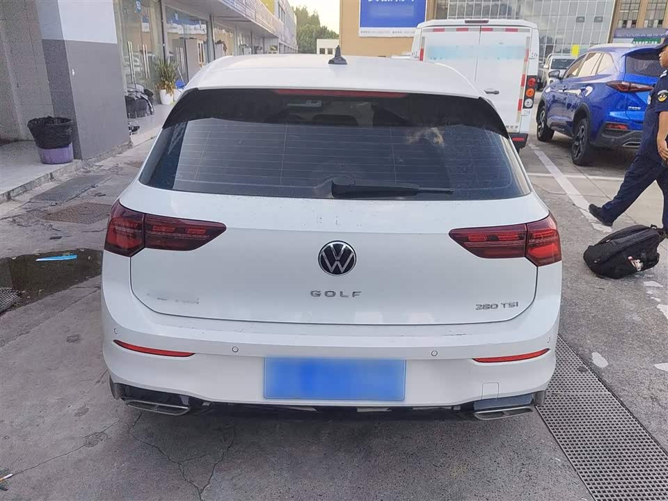 Volkswagen golf