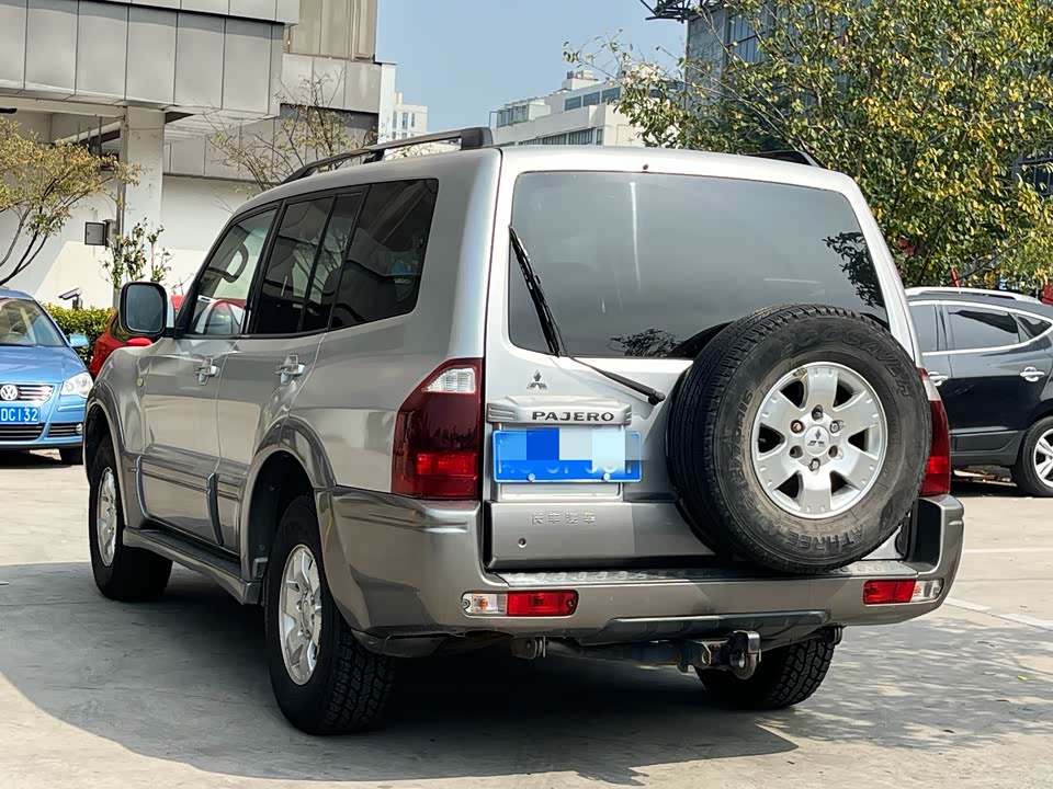 Mitsubishi Pajero