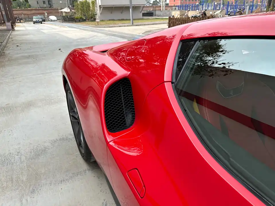 Ferrari 296