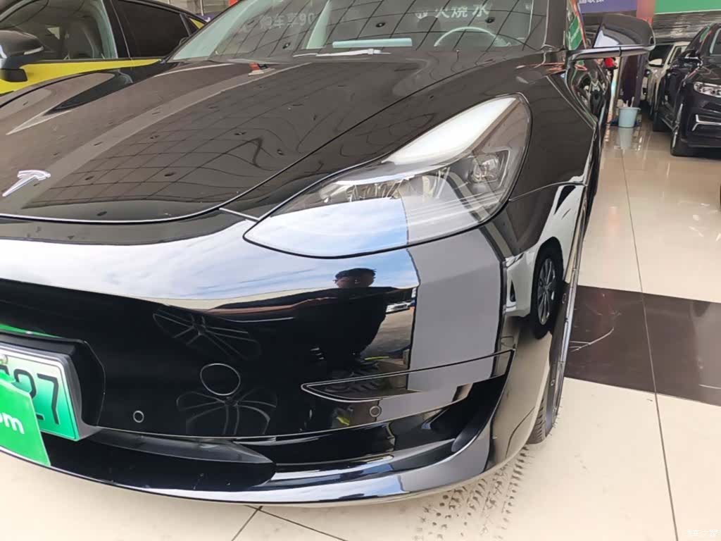 Tesla Model 3, 2021 24