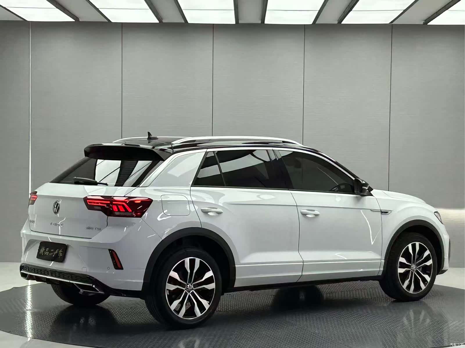Volkswagen T-ROC, 2022 все фото