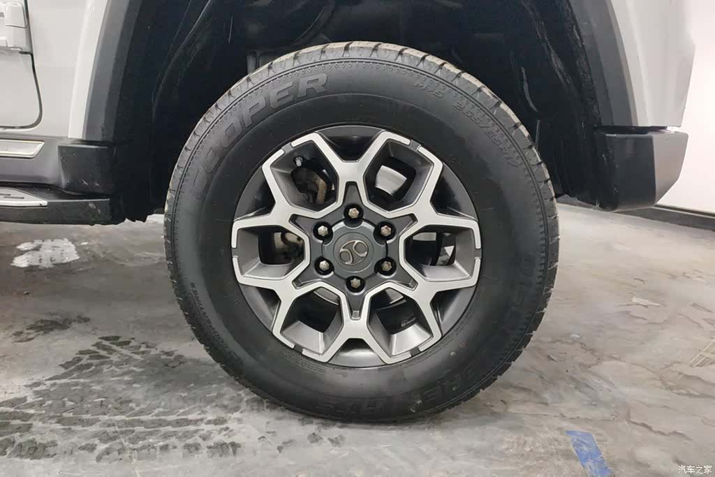 BAIC BJ40, 2020 6