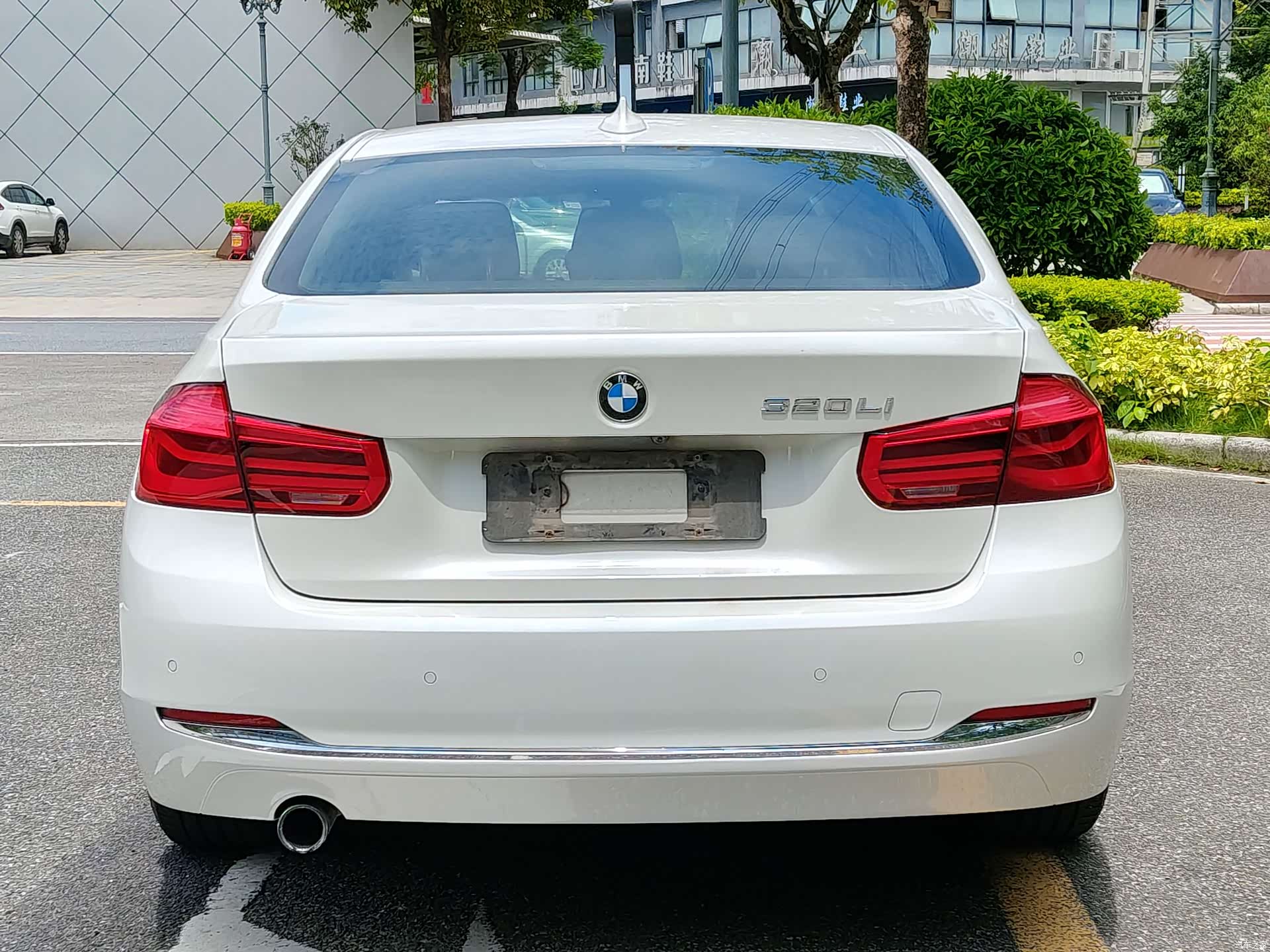 BMW 3 Series, 2016 6