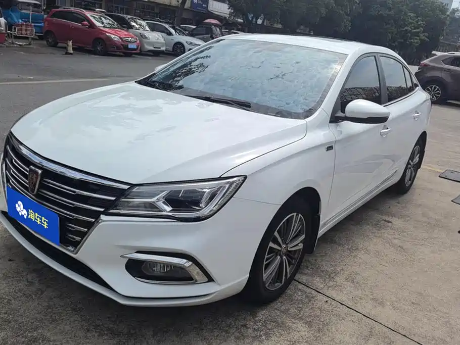 Roewe i5