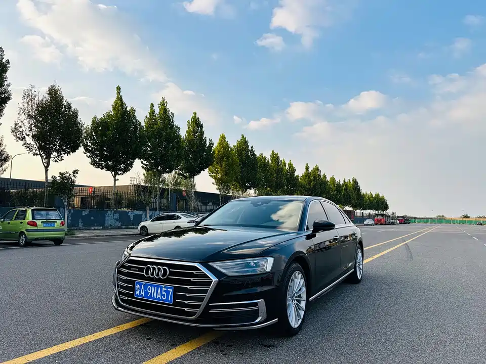 Audi A8