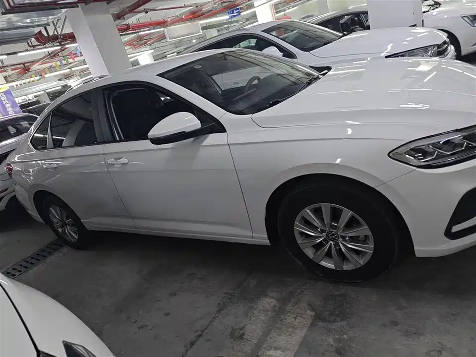 Volkswagen Lavida