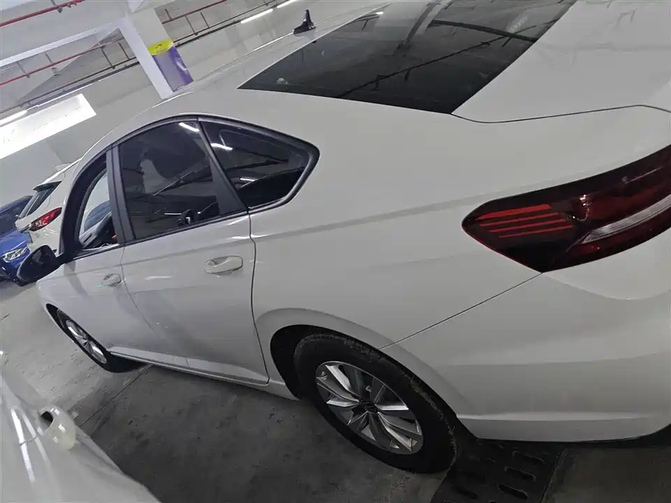 Volkswagen Lavida